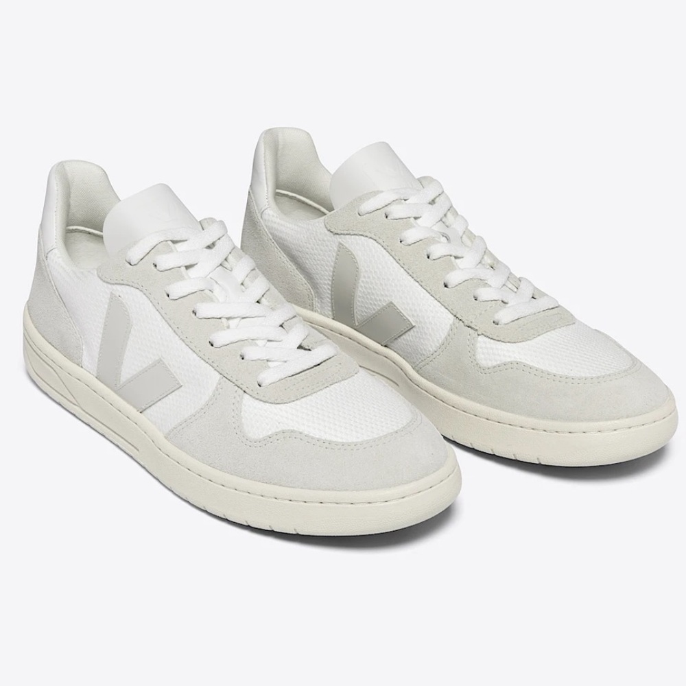 Veja White and Tan Men's Sneakers